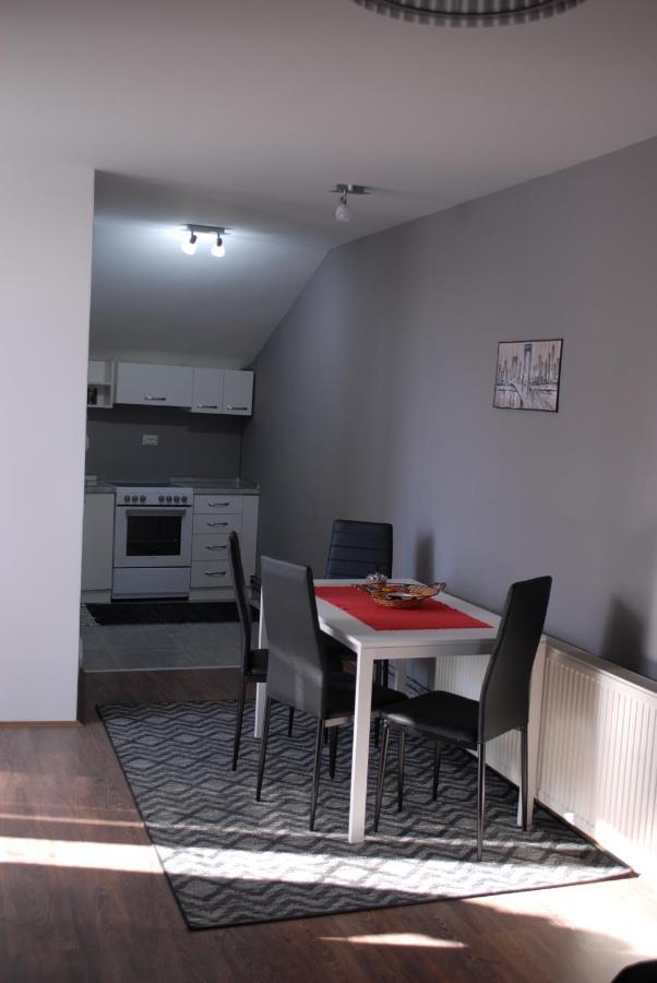 Stan Na Dan - Apartman Djordjevic Vranje Eksteriør billede